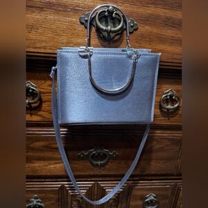 Sleek Silver  Bag with Metallic Finish